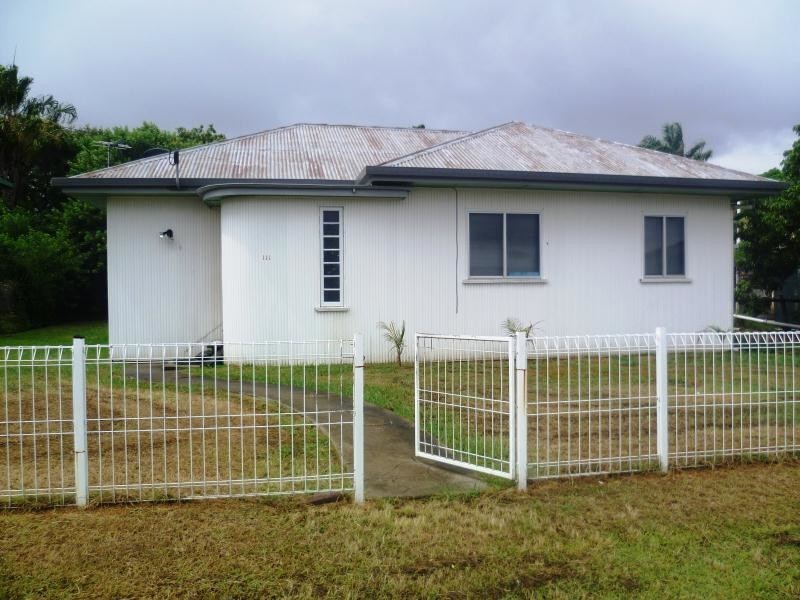 111 Edington Street, Berserker QLD 4701